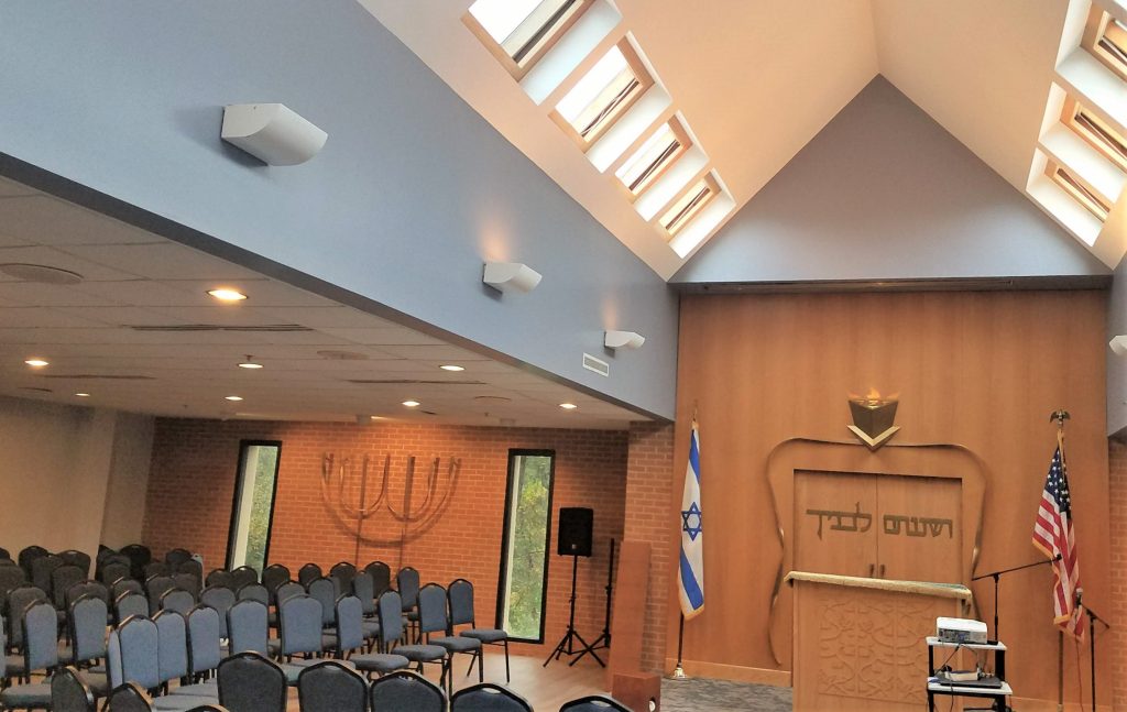 Beit Knesset sideview of altar